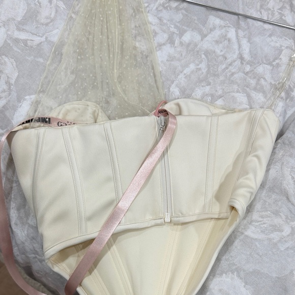 House Of CB Corset - Picture 3 of 6